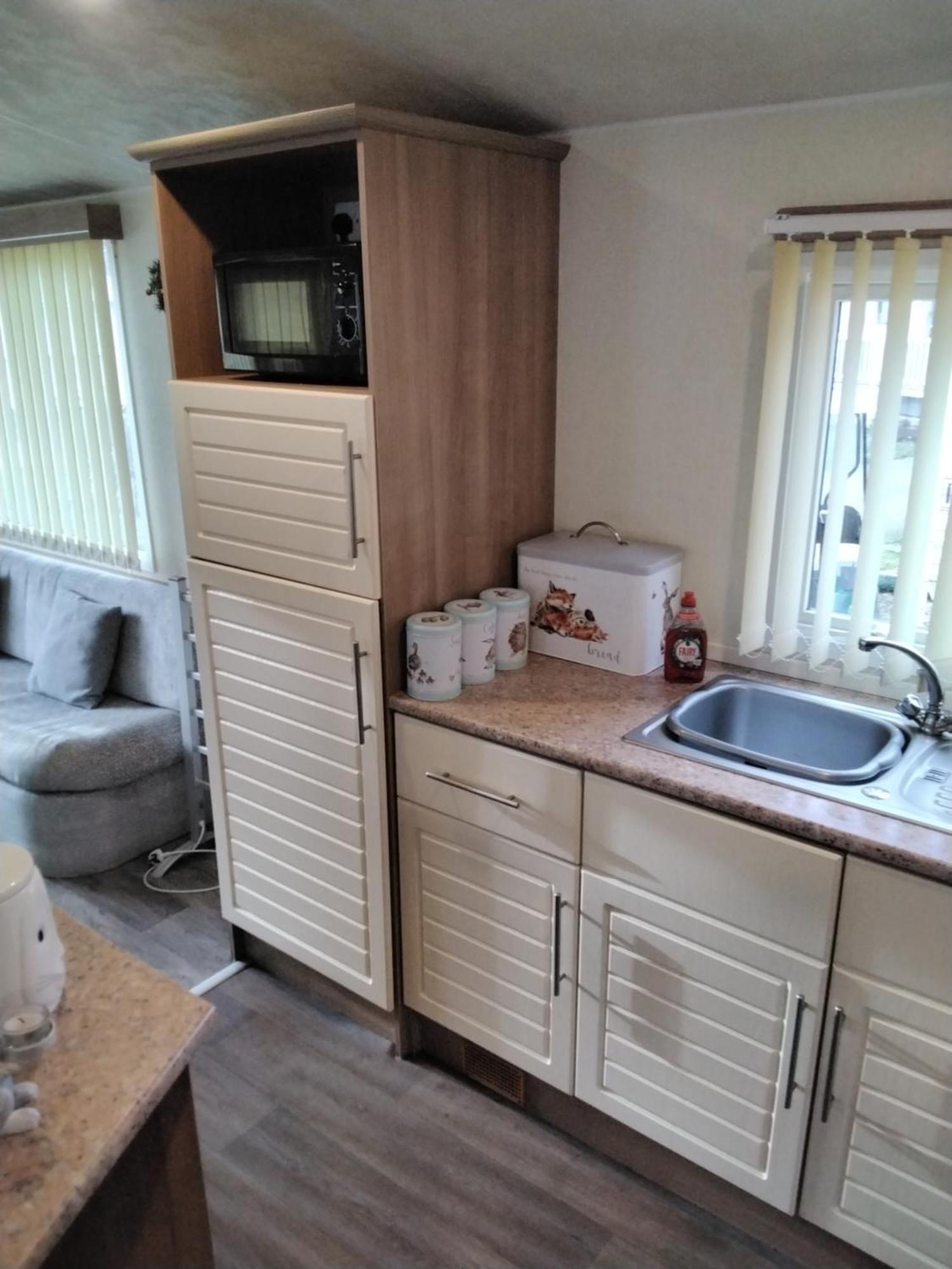 19 Laurel Close Highly Recommended 6 Berth Holiday Home With Hot Tub In Prime Location Tattershall Zewnętrze zdjęcie